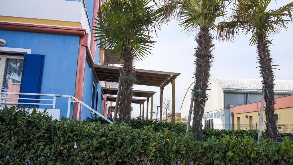 Villaggio Hemingway - Aparthotel Caorle Esterno foto