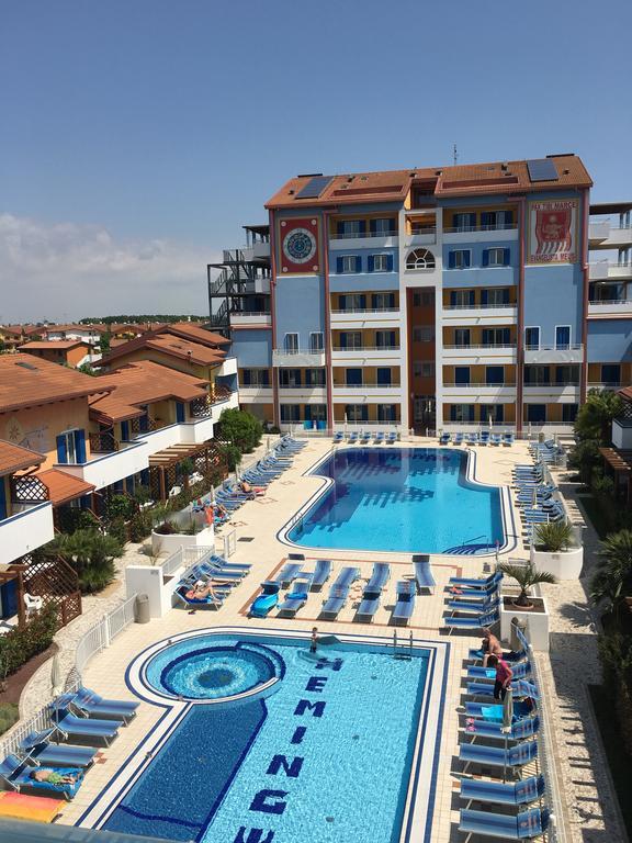 Villaggio Hemingway - Aparthotel Caorle Esterno foto